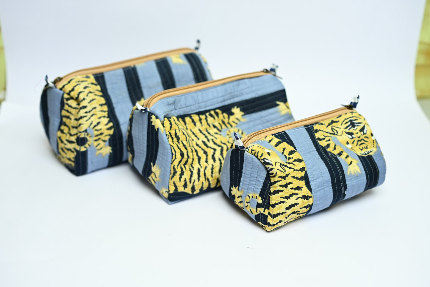 quilted multipurpose pouch (set of 3)