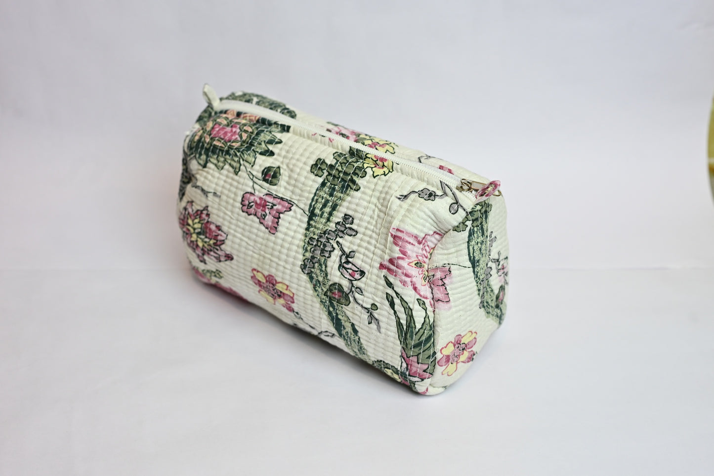 quilted multipurpose pouch (set of 3)