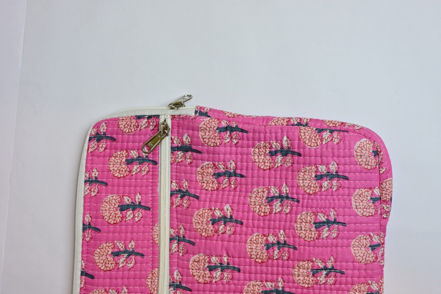 quilted laptop sleeve (13 inches)