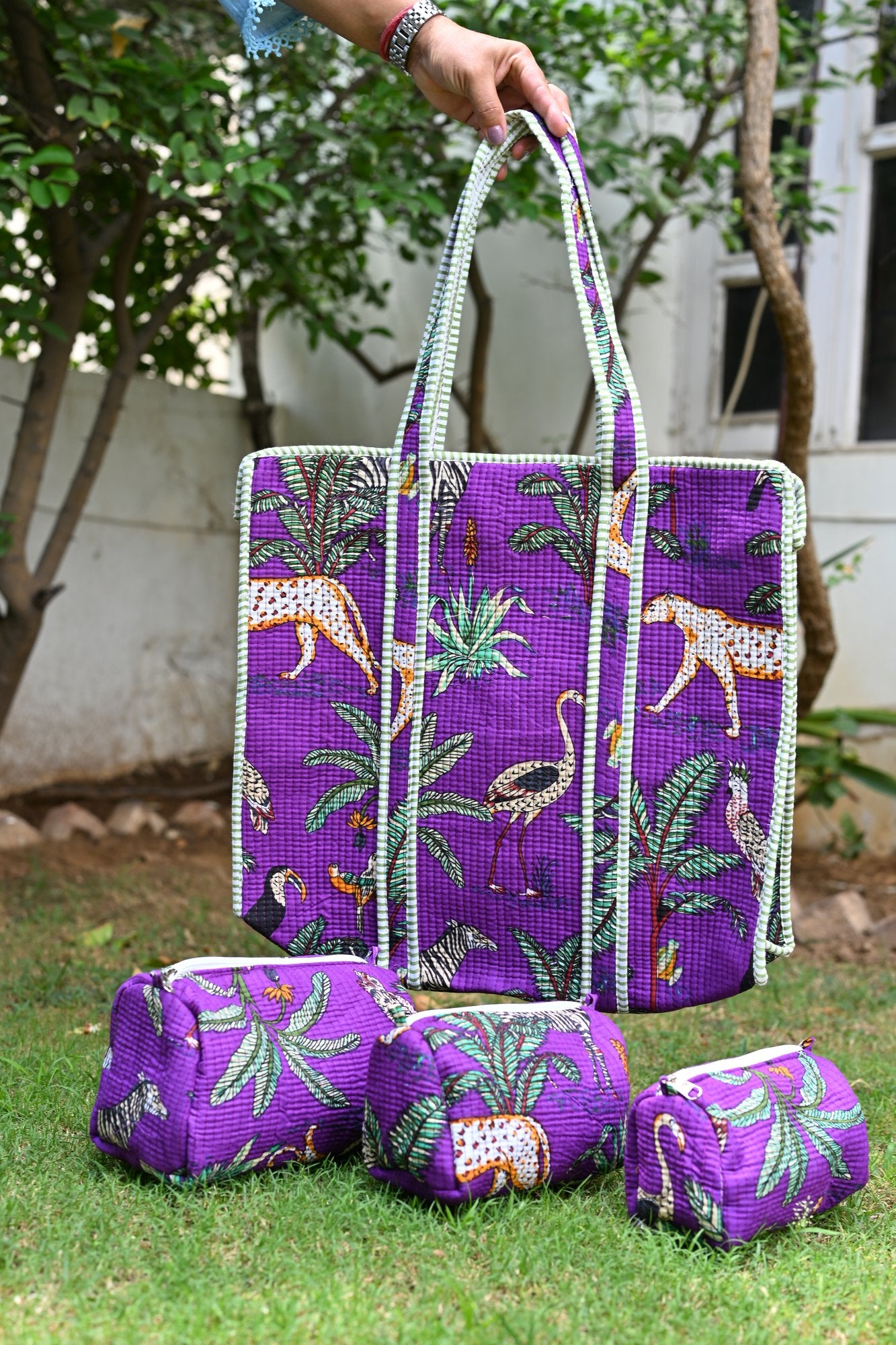 tote bag + quilted multipurpose storage pouches