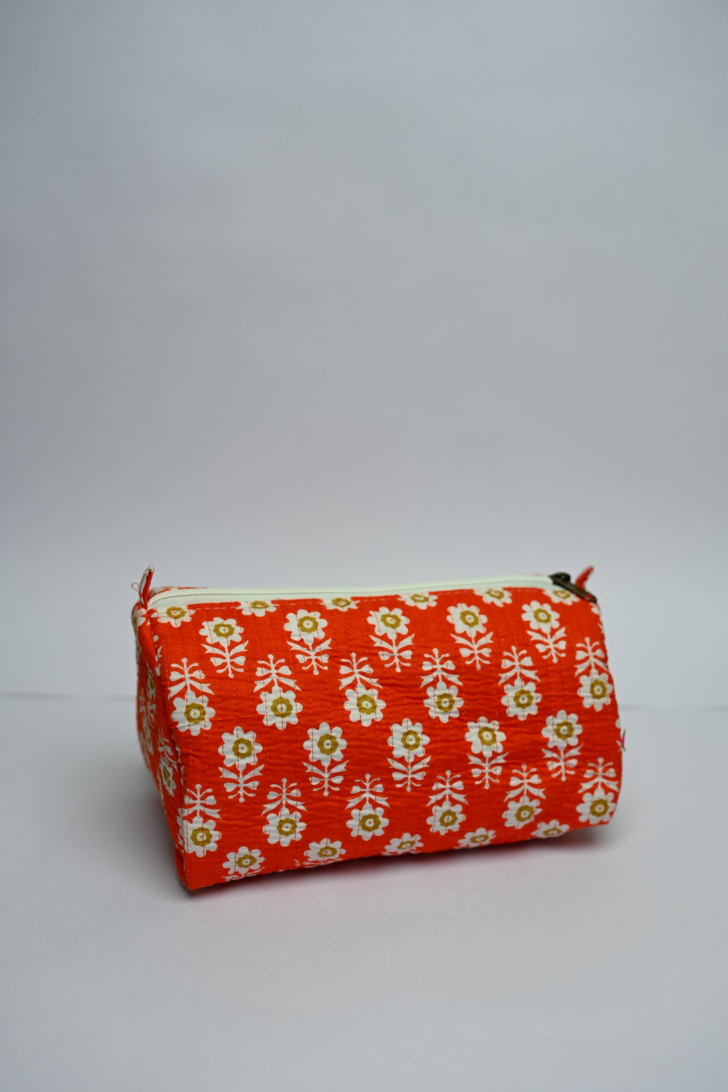 quilted multipurpose pouch (set of 3)