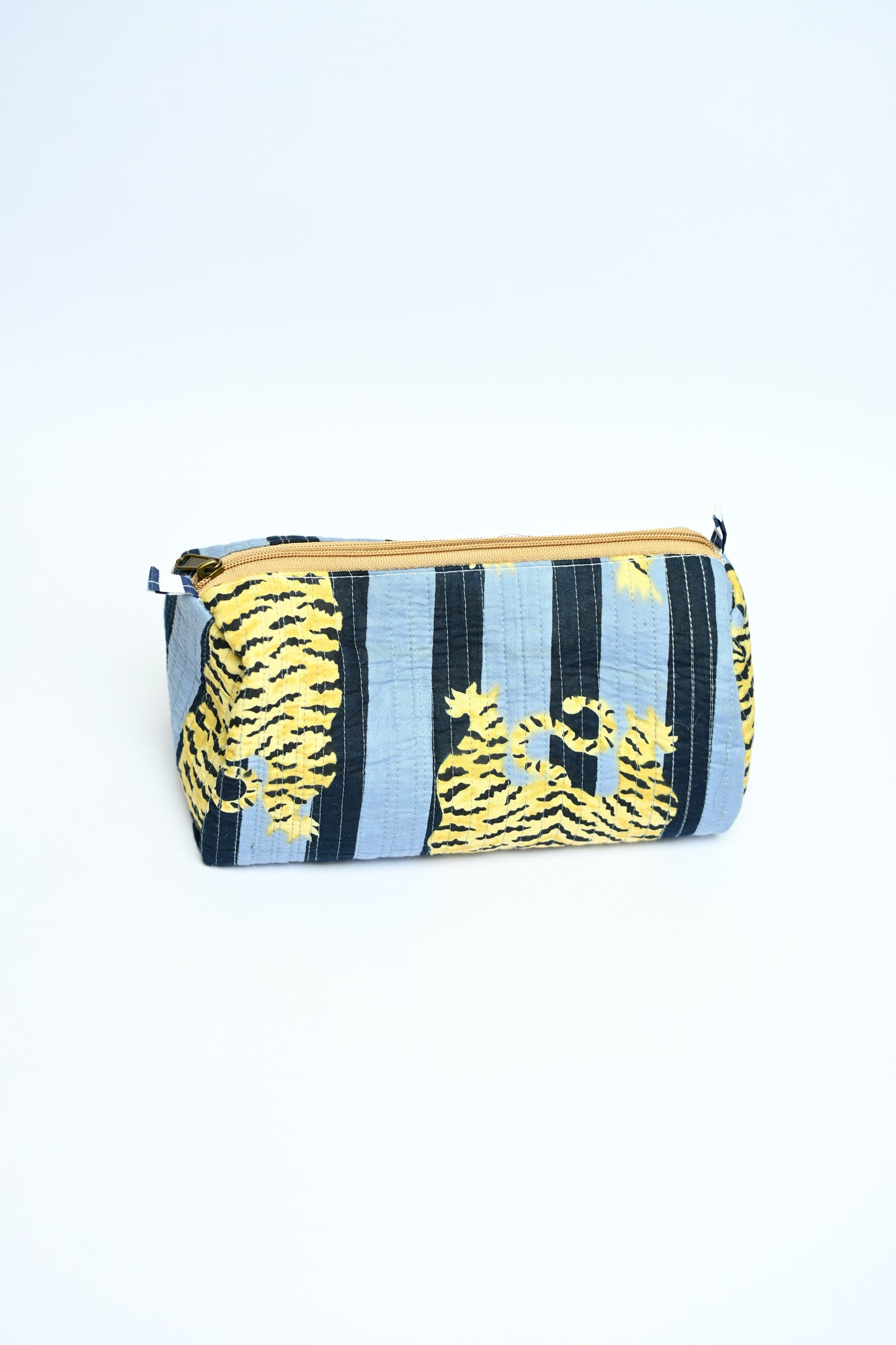 quilted multipurpose pouch (set of 3)