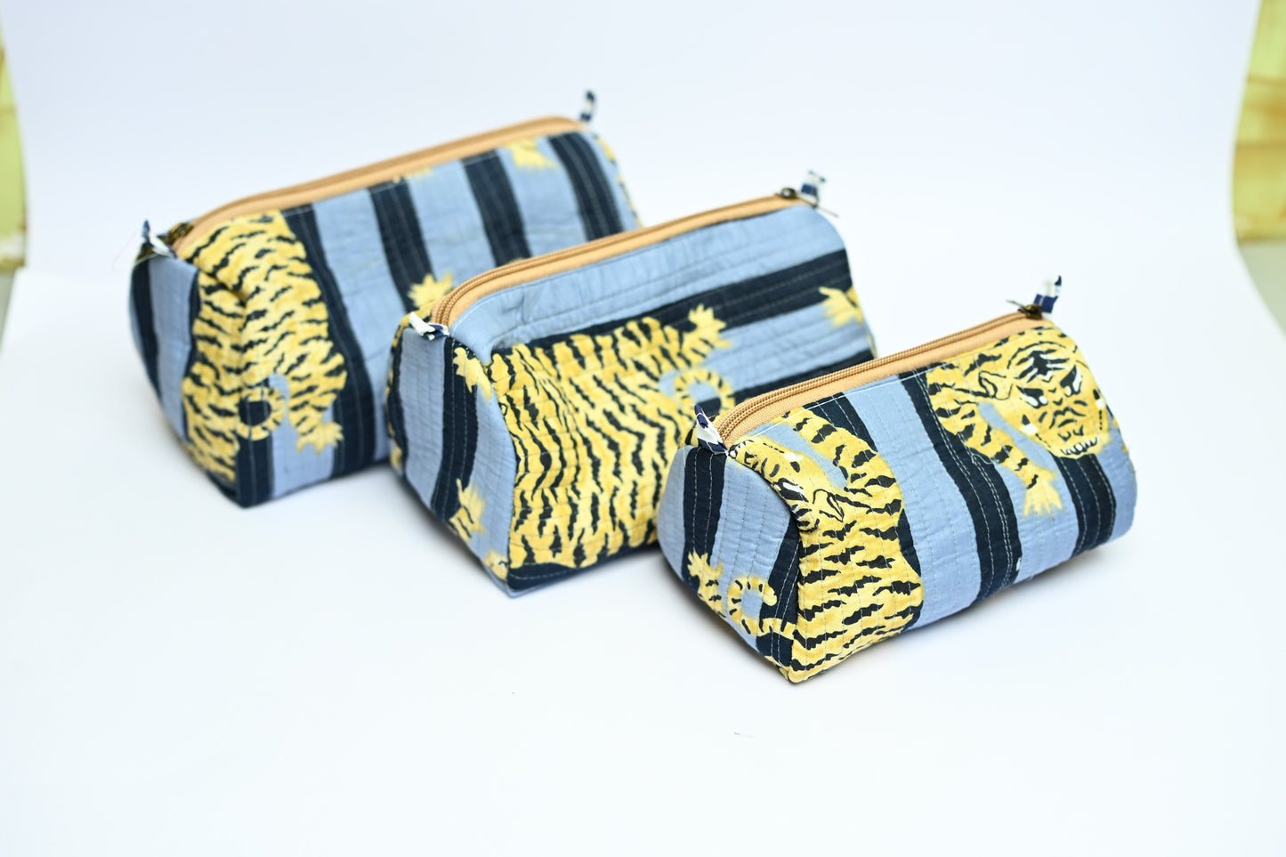 quilted multipurpose pouch (set of 3)