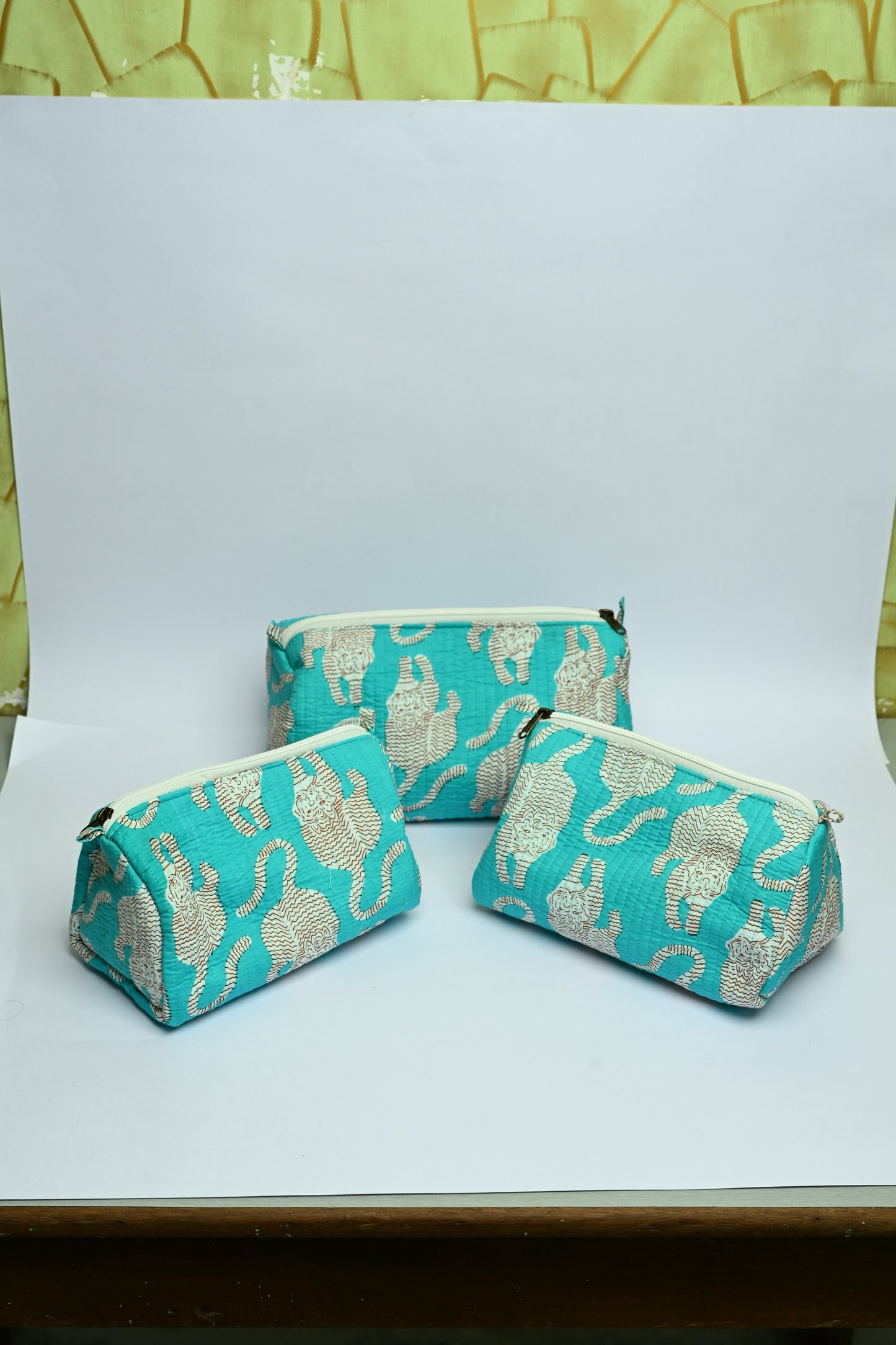 quilted multipurpose pouch (set of 3)