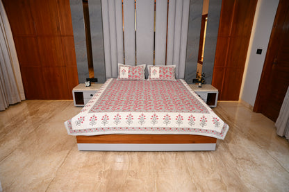BLOCK BIRD HANDLOOK DOUBLE LARGE TNT QUILTED BEDCOVER