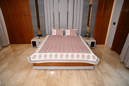 BLOCK BIRD HANDLOOK DOUBLE LARGE TNT QUILTED BEDCOVER