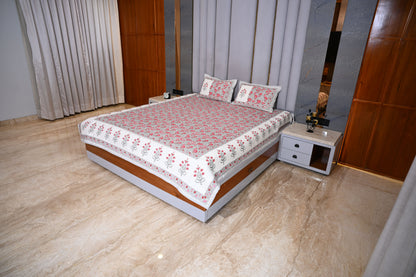 BLOCK BIRD HANDLOOK DOUBLE LARGE TNT QUILTED BEDCOVER