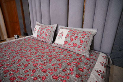 BLOCK BIRD HANDLOOK DOUBLE LARGE TNT QUILTED BEDCOVER