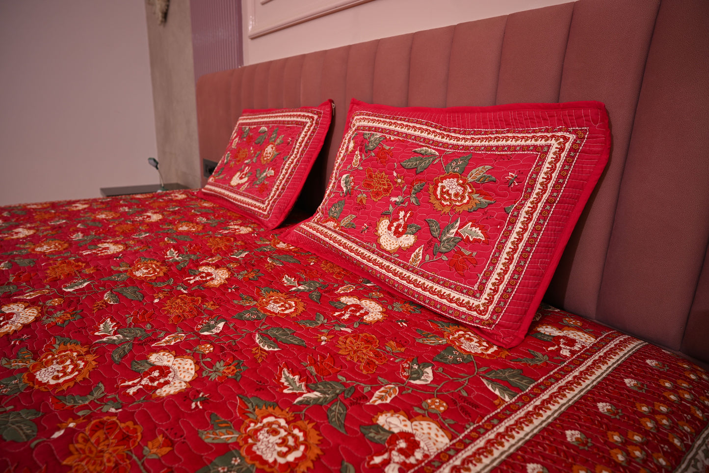 BLOCK BIRD HANDLOOK DOUBLE LARGE QUILTED BEDCOVERS (Reverseable)