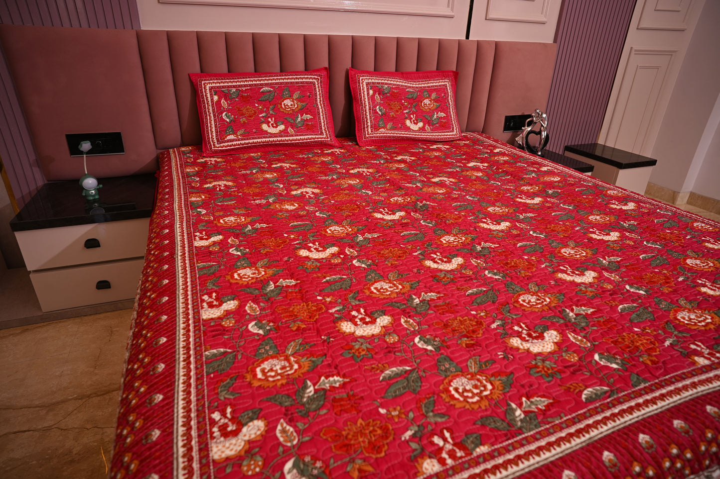 BLOCK BIRD HANDLOOK DOUBLE LARGE QUILTED BEDCOVERS (Reverseable)