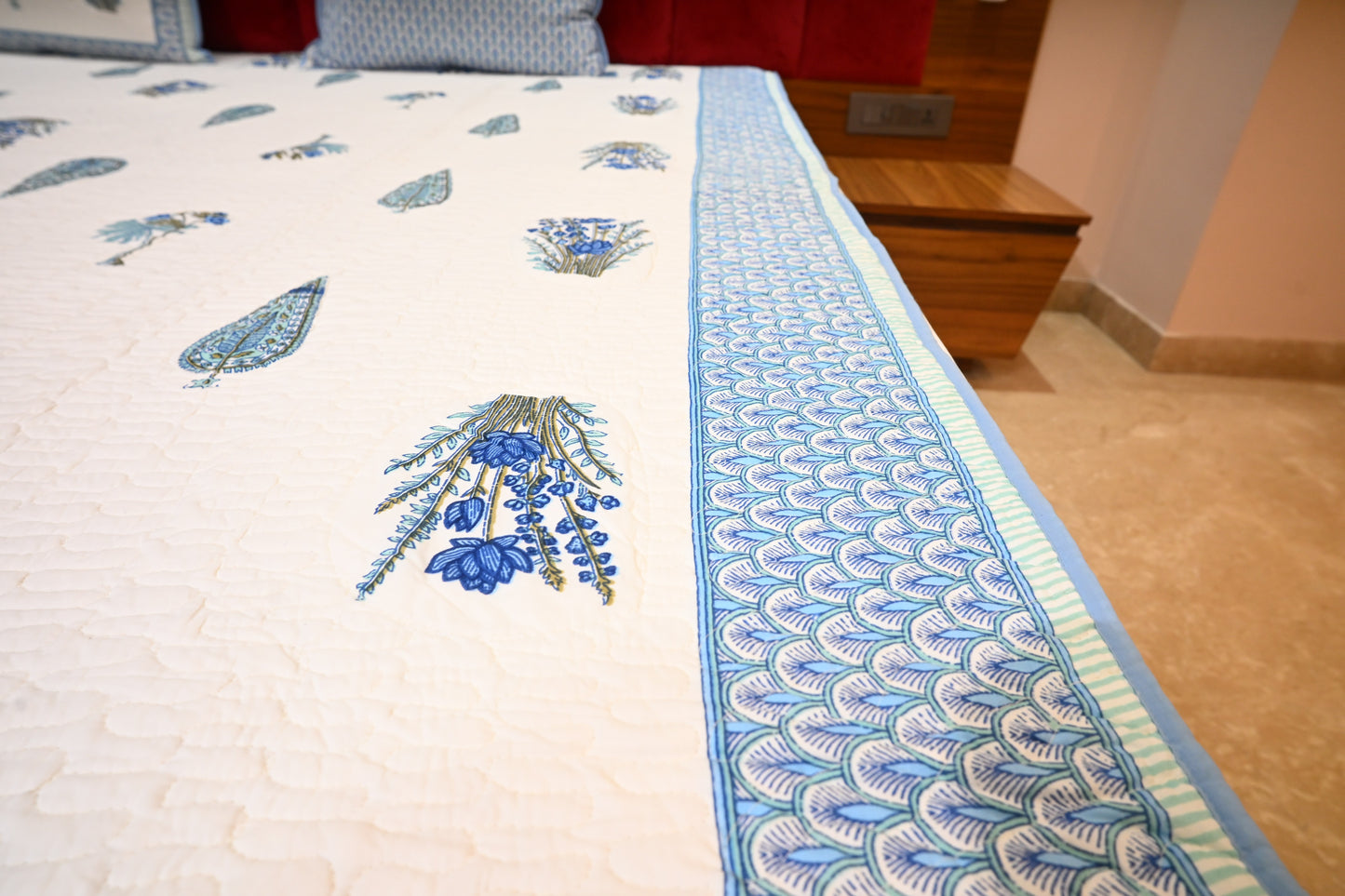 NATURE ART DOUBLE LARGE BEDSHEETS  BY BLUE BIRD