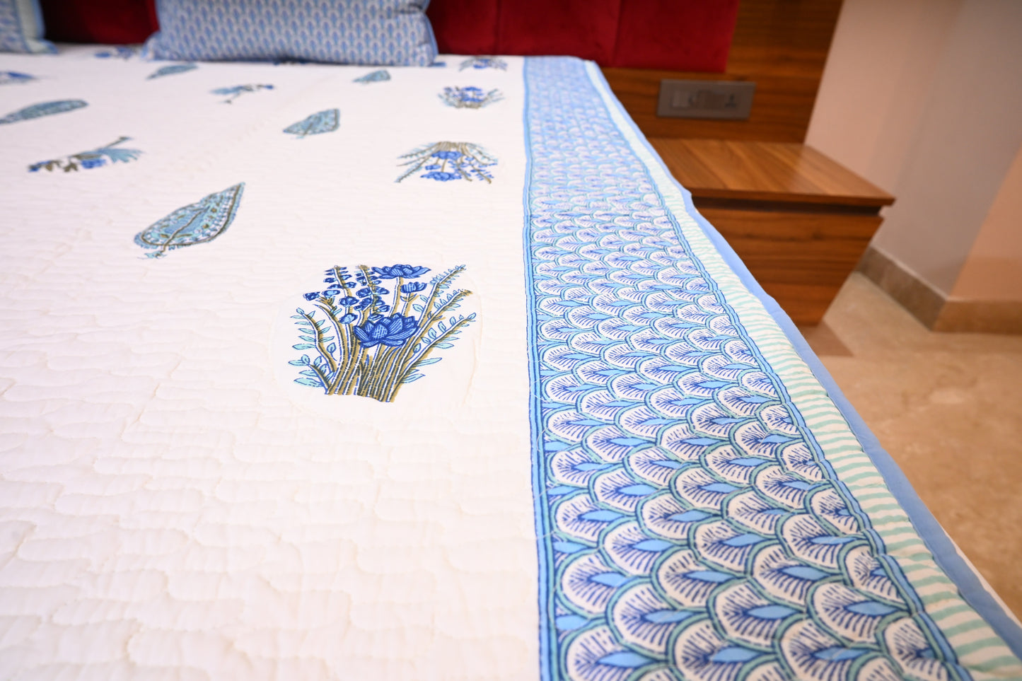 NATURE ART DOUBLE LARGE BEDSHEETS  BY BLUE BIRD