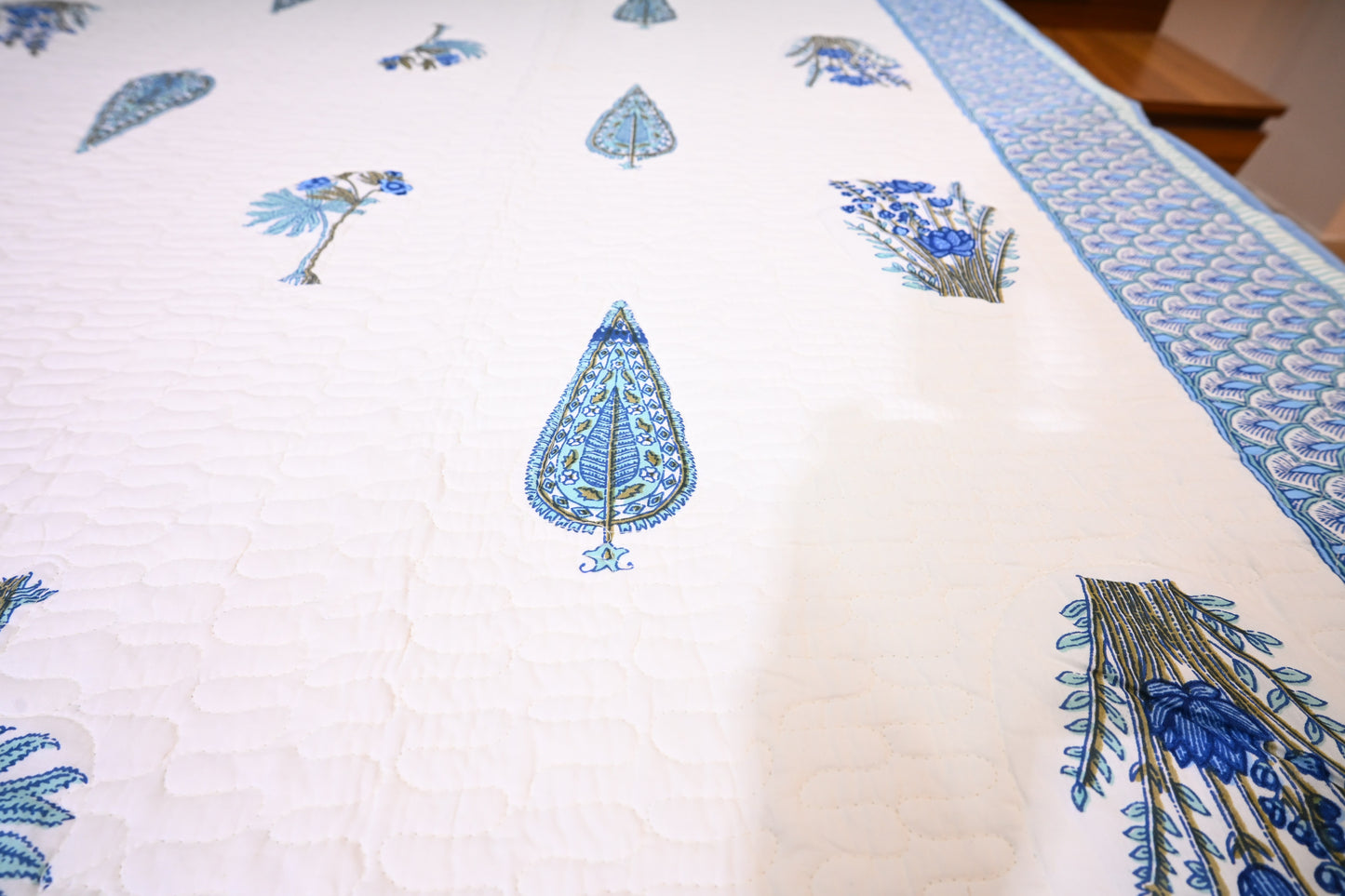 NATURE ART DOUBLE LARGE BEDSHEETS  BY BLUE BIRD