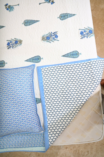 NATURE ART DOUBLE LARGE BEDSHEETS  BY BLUE BIRD
