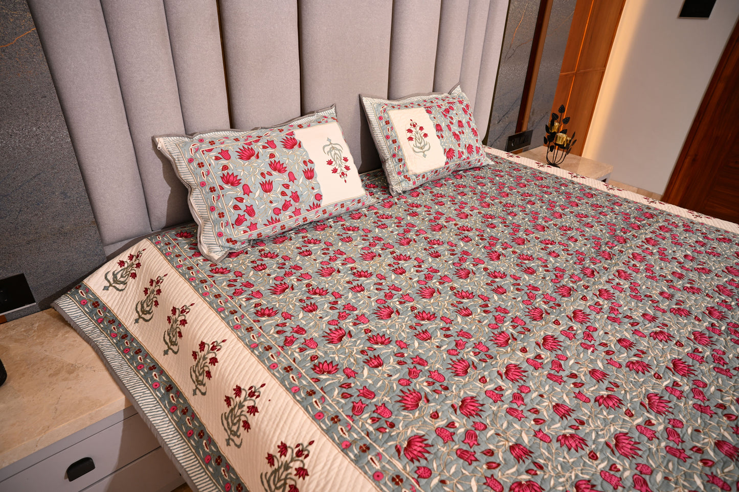 BLOCK BIRD HANDLOOK DOUBLE LARGE TNT JUTE BEDCOVER