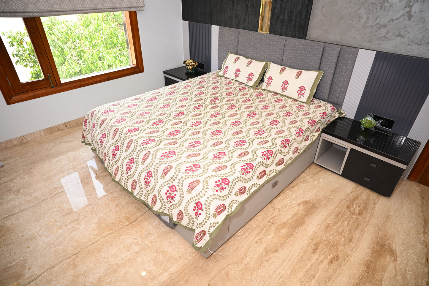 BLOCK BIRD HANDLOOK DOUBLE LARGE TNT JUTE BEDCOVER