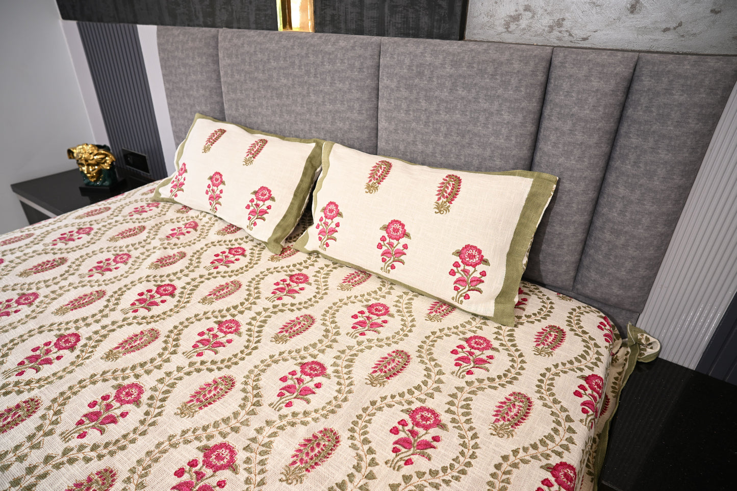BLOCK BIRD HANDLOOK DOUBLE LARGE TNT JUTE BEDCOVER