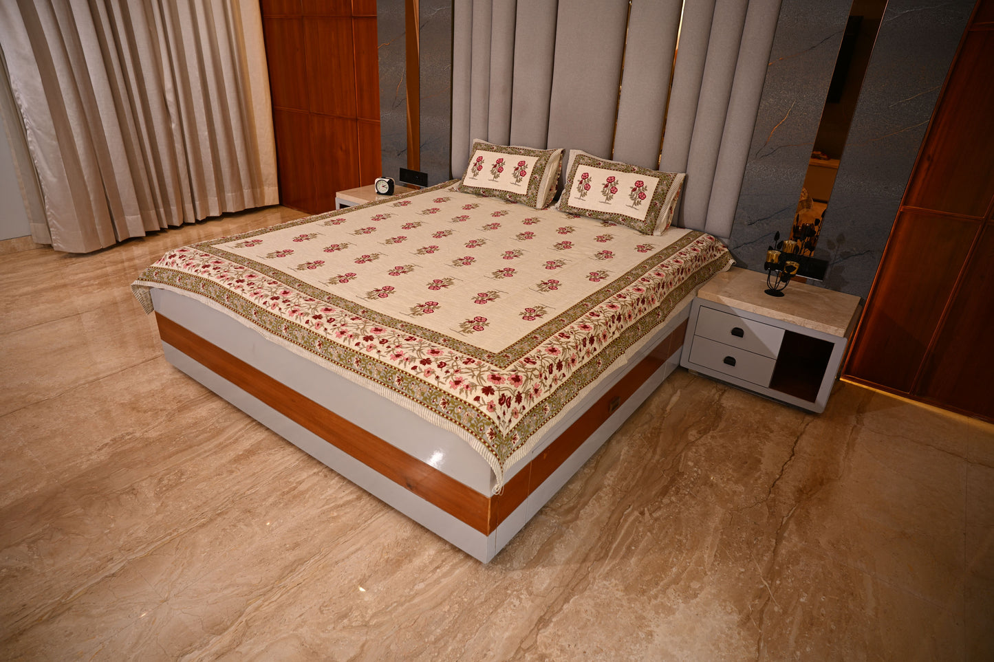 BLOCK BIRD HANDLOOK DOUBLE LARGE TNT JUTE BEDCOVER