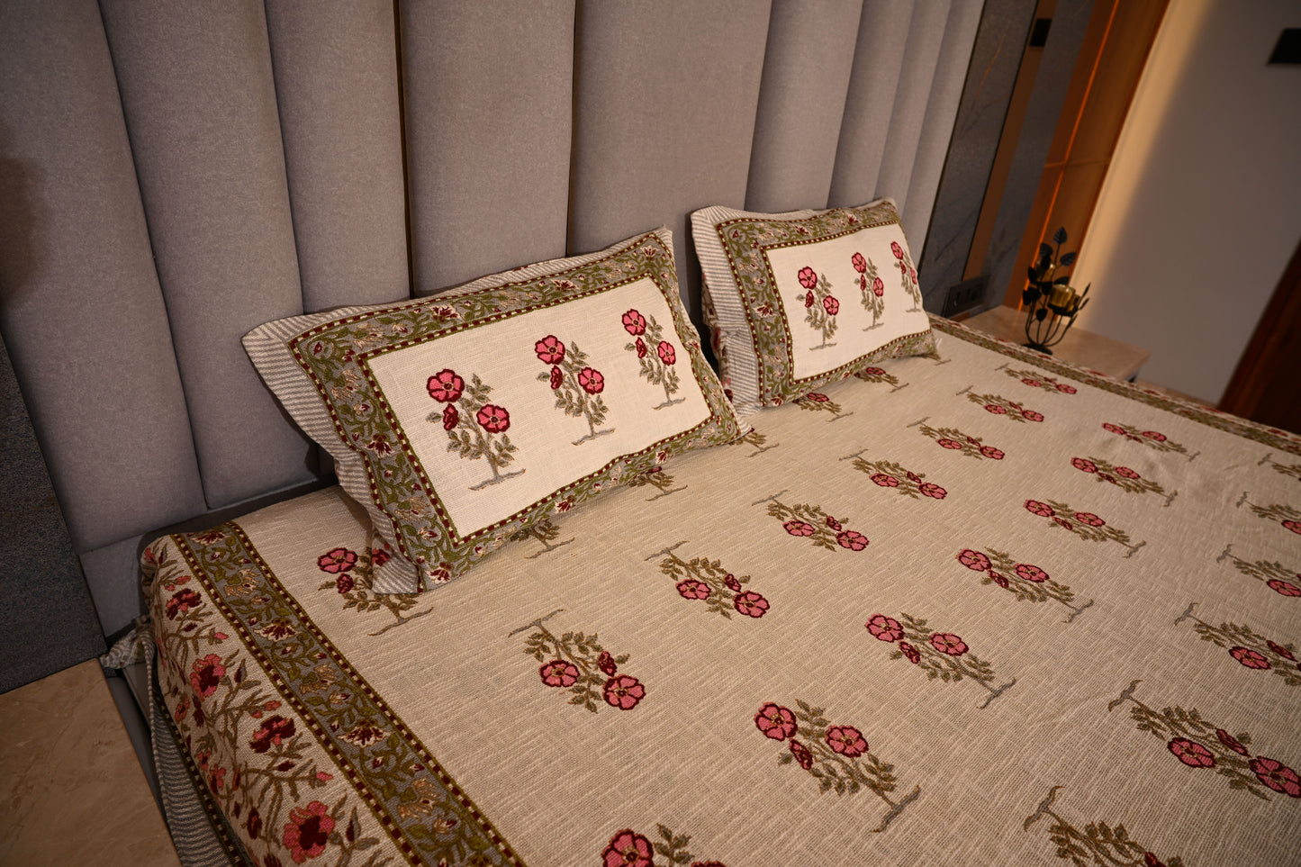 BLOCK BIRD HANDLOOK DOUBLE LARGE TNT JUTE BEDCOVER