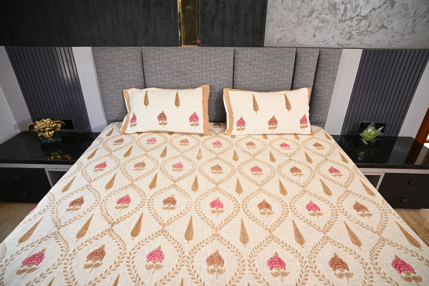 BLOCK BIRD HANDLOOK DOUBLE LARGE TNT JUTE BEDCOVER