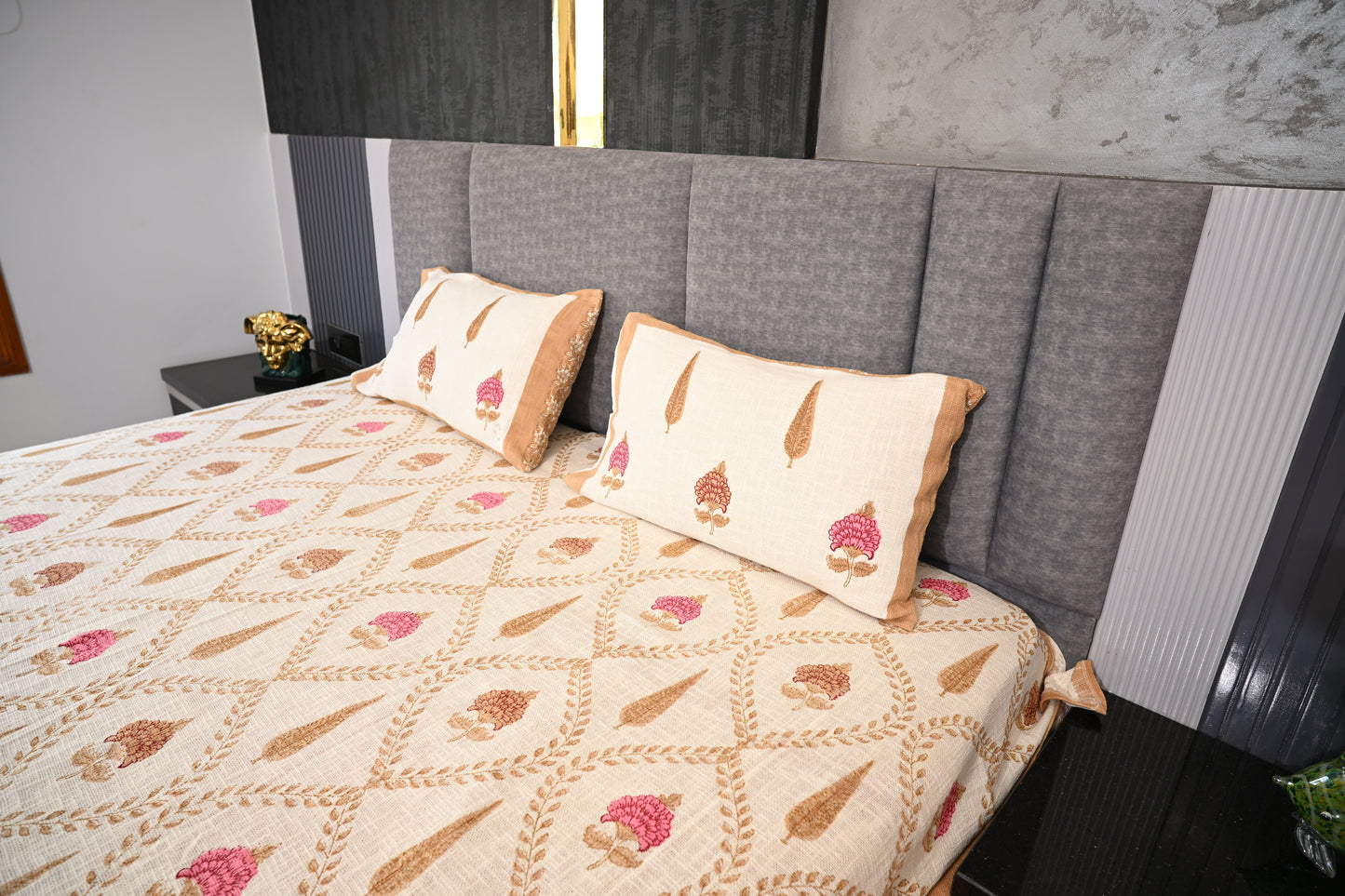 BLOCK BIRD HANDLOOK DOUBLE LARGE TNT JUTE BEDCOVER