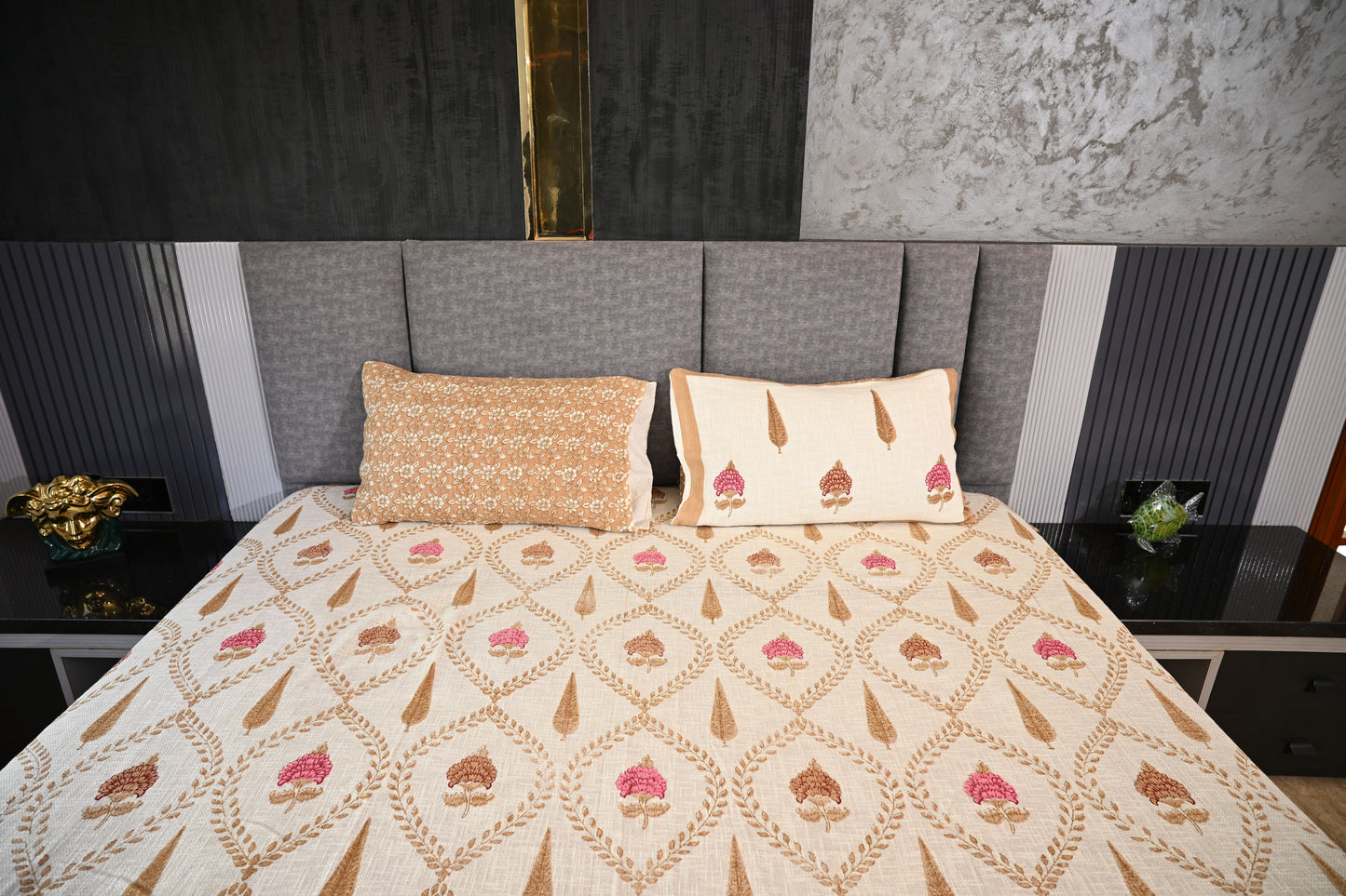 BLOCK BIRD HANDLOOK DOUBLE LARGE TNT JUTE BEDCOVER