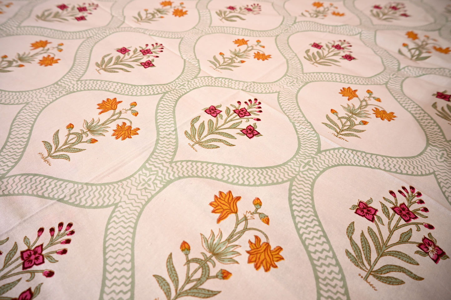BLOCK BIRD HANDLOOK DOUBLE LARGE BEDSHEETS