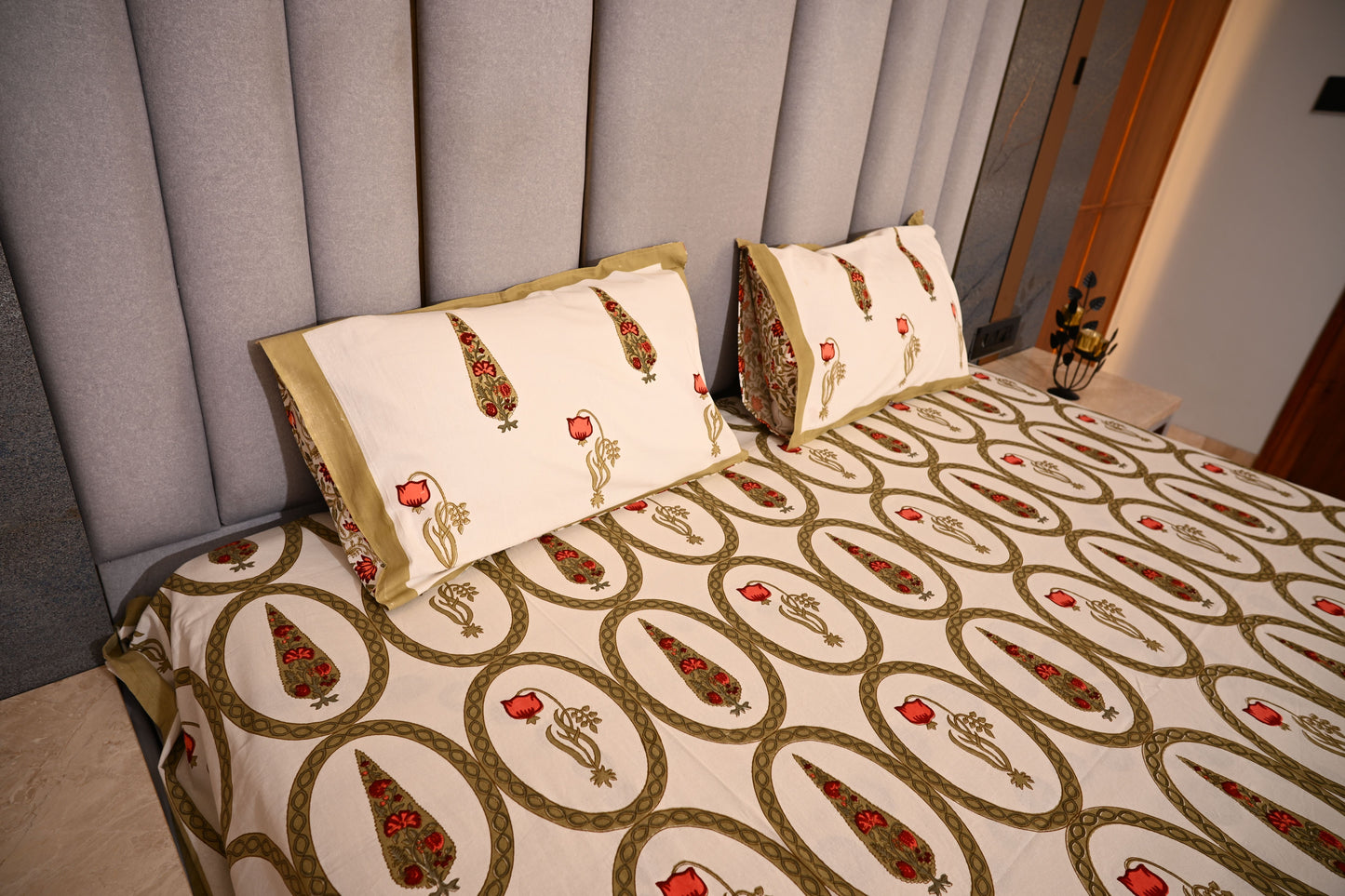 BLOCK BIRD HANDLOOK DOUBLE LARGE BEDSHEETS