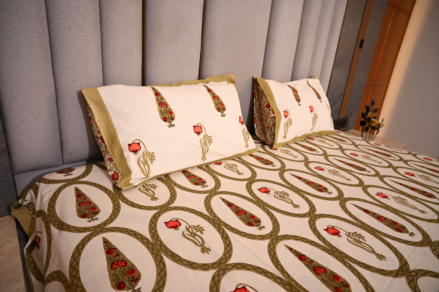 BLOCK BIRD HANDLOOK DOUBLE LARGE BEDSHEETS