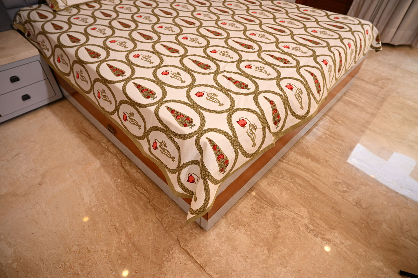 BLOCK BIRD HANDLOOK DOUBLE LARGE BEDSHEETS