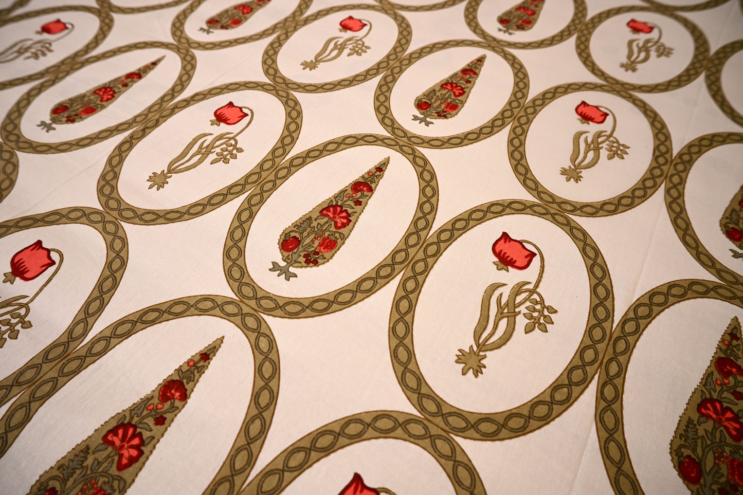 BLOCK BIRD HANDLOOK DOUBLE LARGE BEDSHEETS