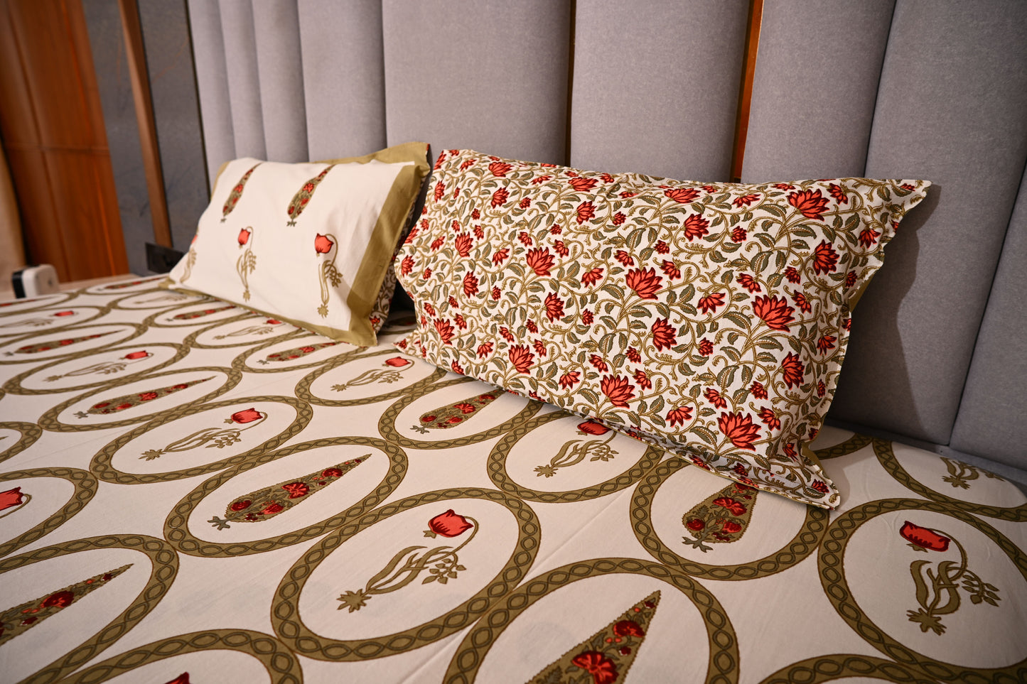 BLOCK BIRD HANDLOOK DOUBLE LARGE BEDSHEETS