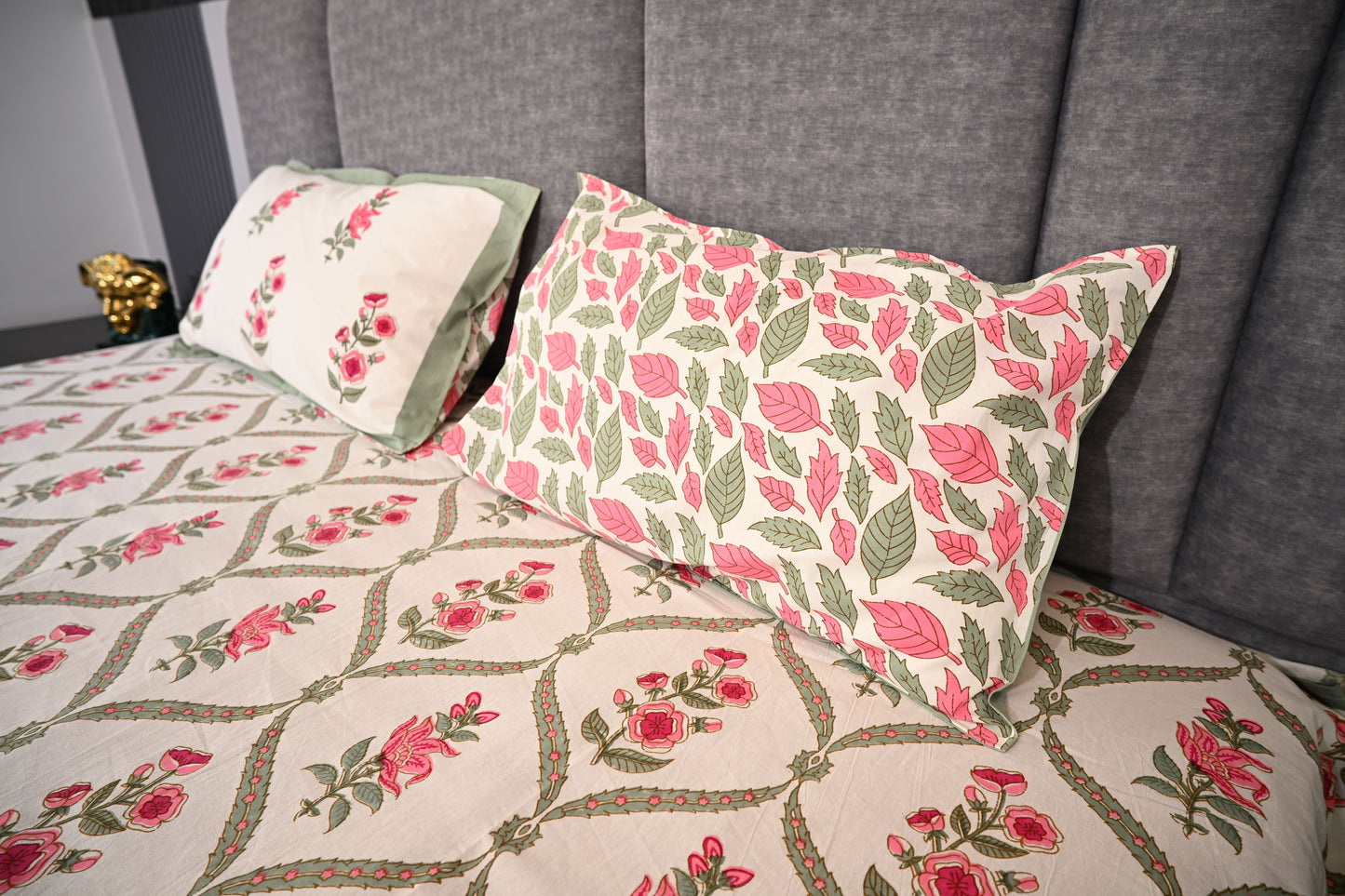 BLOCK BIRD HANDLOOK DOUBLE LARGE BEDSHEETS