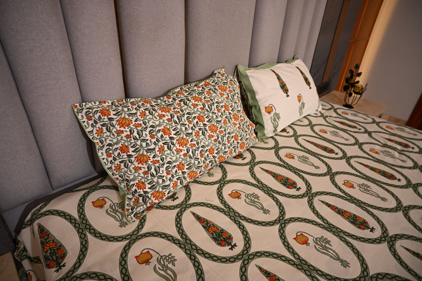 BLOCK BIRD HANDLOOK DOUBLE LARGE BEDSHEETS