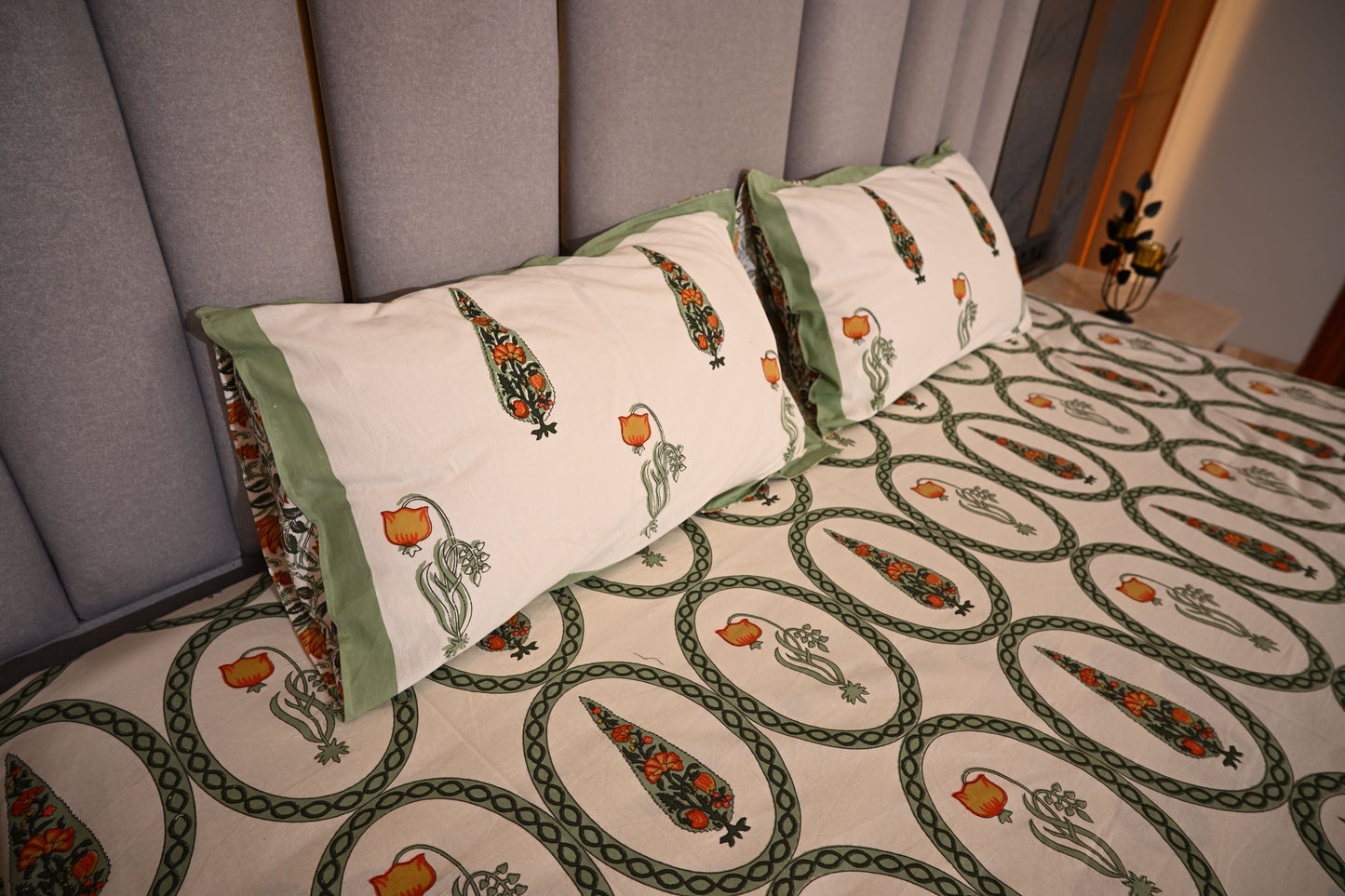 BLOCK BIRD HANDLOOK DOUBLE LARGE BEDSHEETS