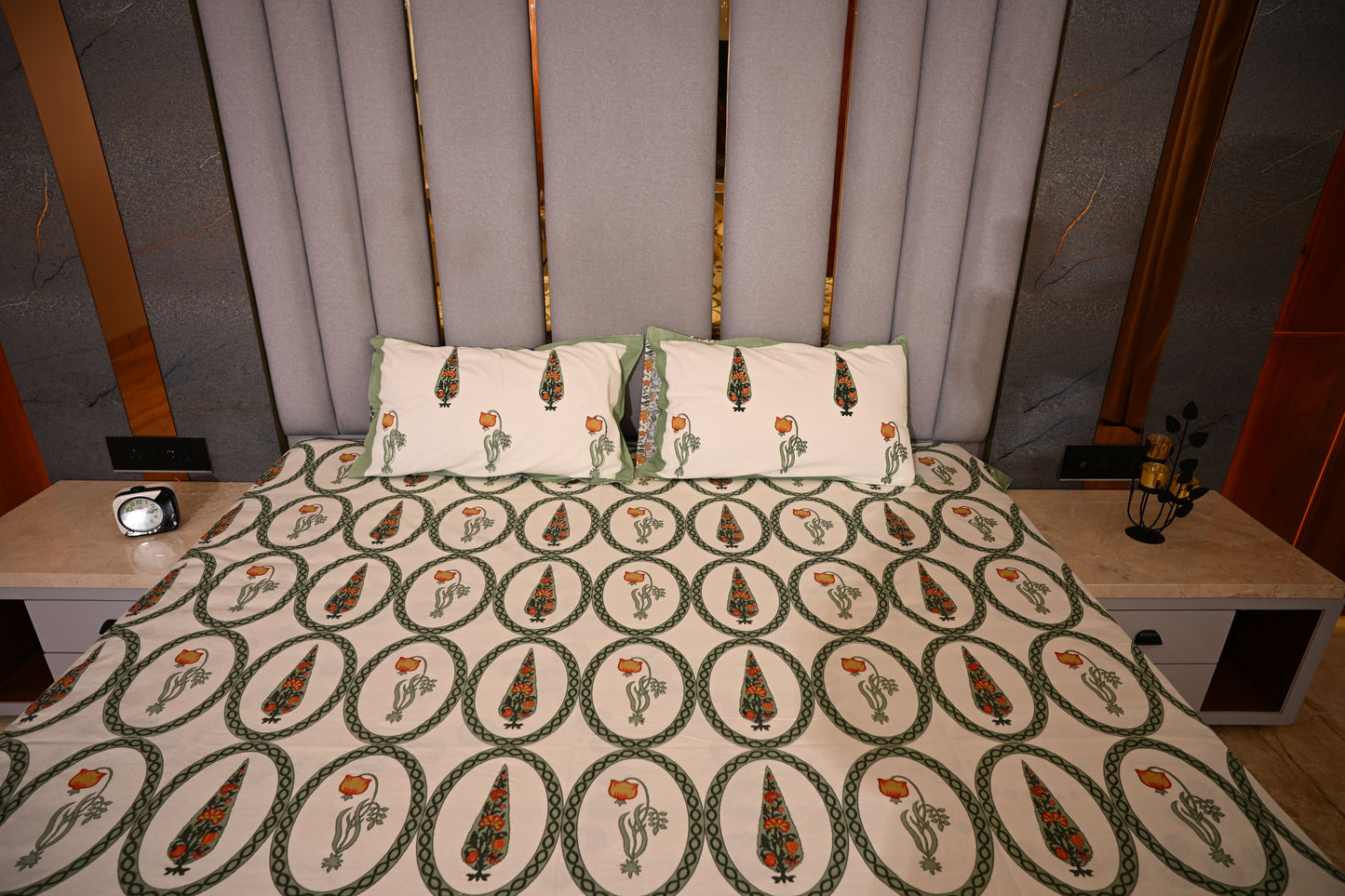BLOCK BIRD HANDLOOK DOUBLE LARGE BEDSHEETS