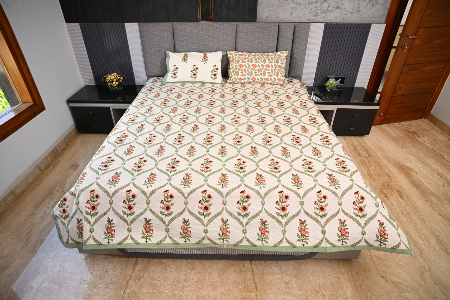 BLOCK BIRD HANDLOOK DOUBLE LARGE BEDSHEETS
