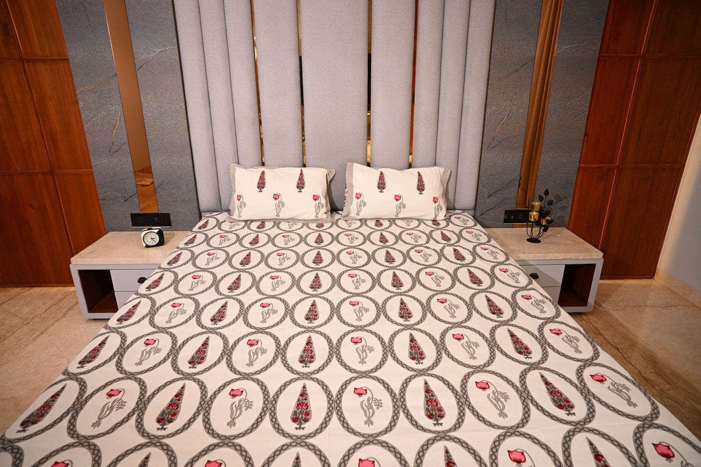 BLOCK BIRD HANDLOOK DOUBLE LARGE BEDSHEETS