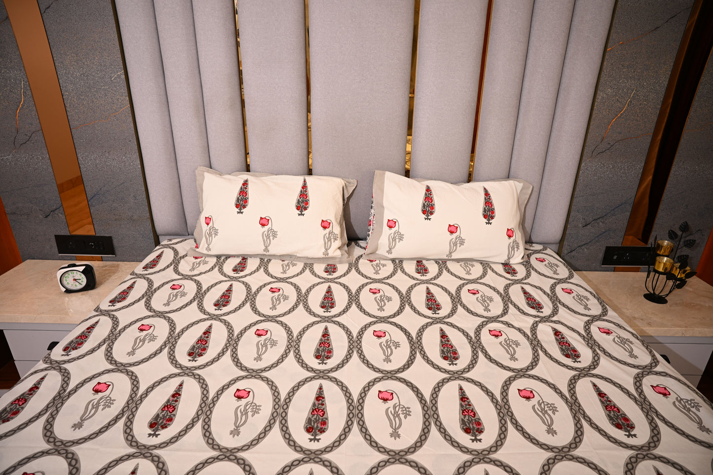 BLOCK BIRD HANDLOOK DOUBLE LARGE BEDSHEETS