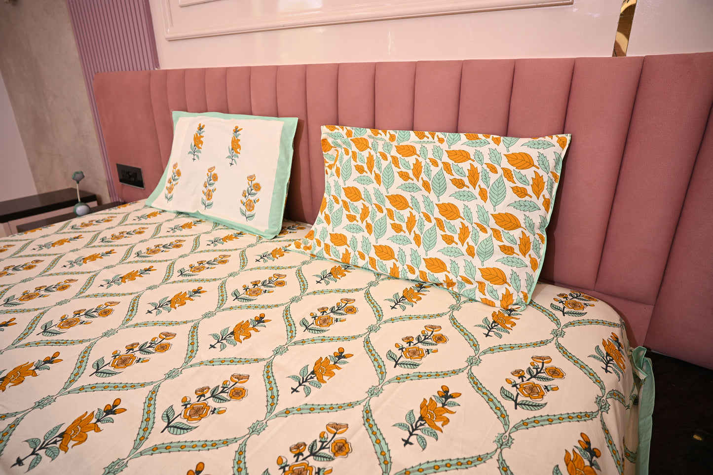 BLOCK BIRD HANDLOOK DOUBLE LARGE BEDSHEETS
