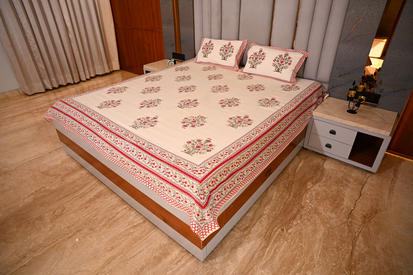 BLOCK BIRD HANDLOOK DOUBLE LARGE BEDSHEETS
