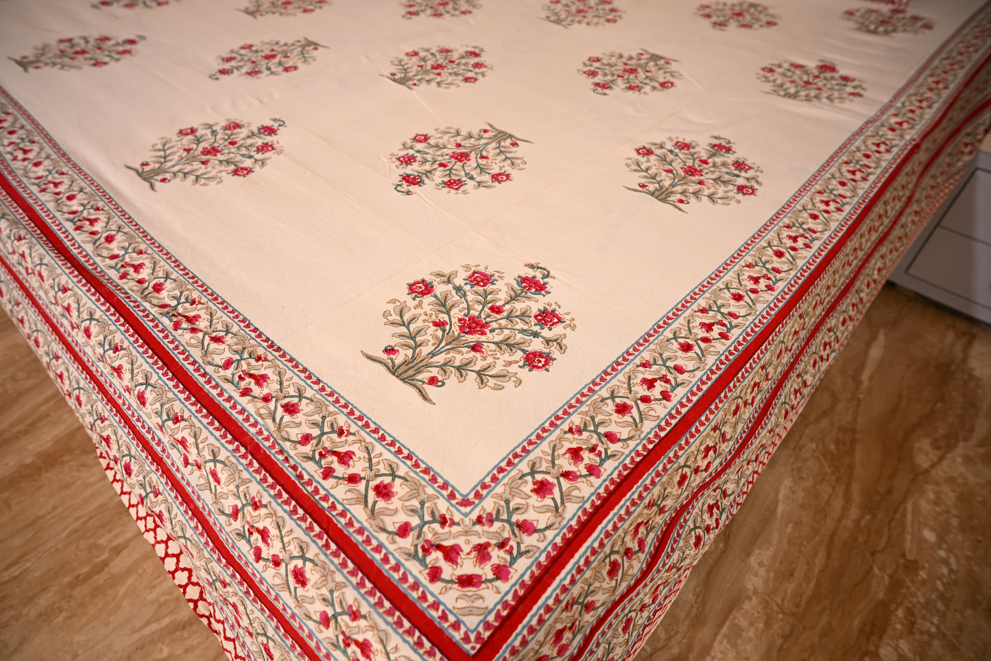 BLOCK BIRD HANDLOOK DOUBLE LARGE BEDSHEETS