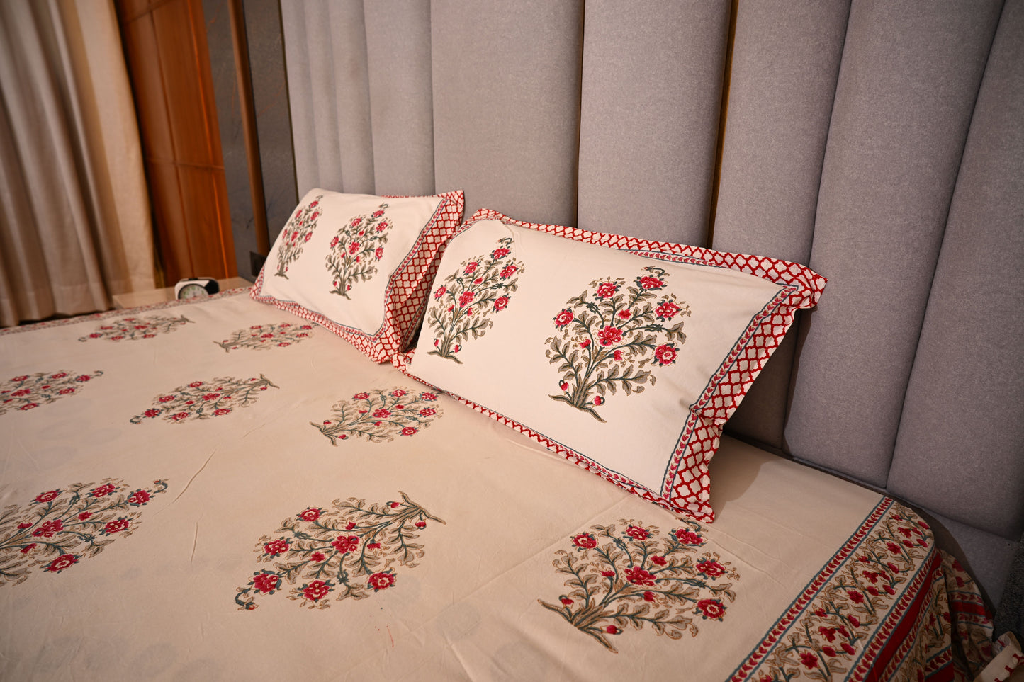 BLOCK BIRD HANDLOOK DOUBLE LARGE BEDSHEETS