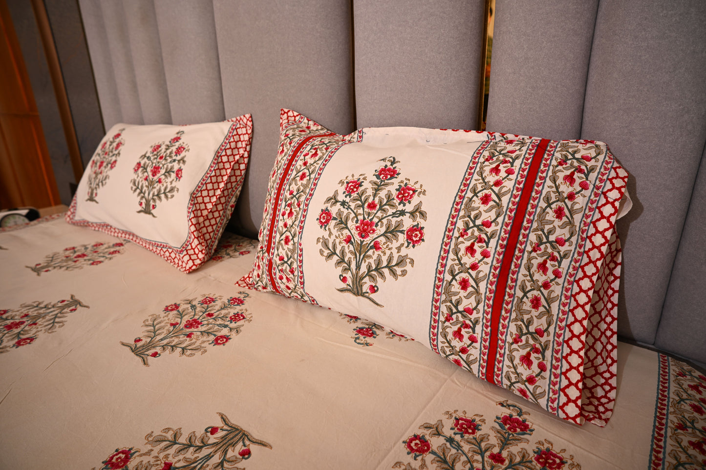 BLOCK BIRD HANDLOOK DOUBLE LARGE BEDSHEETS