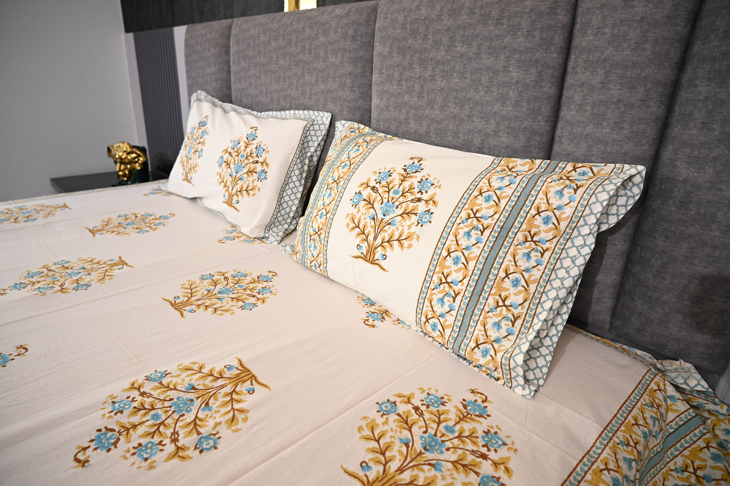 BLOCK BIRD HANDLOOK DOUBLE LARGE BEDSHEETS