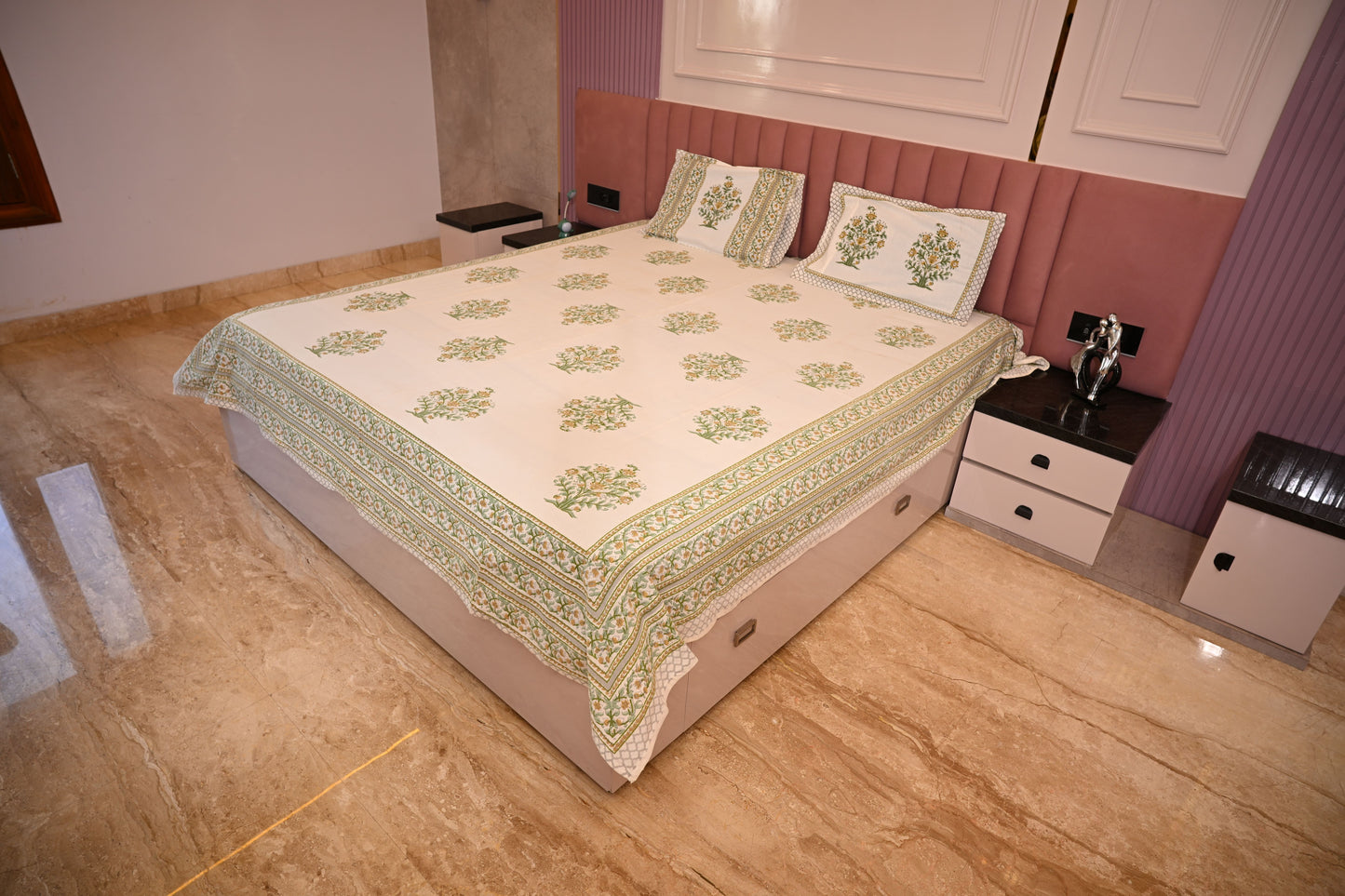 BLOCK BIRD HANDLOOK DOUBLE LARGE BEDSHEETS