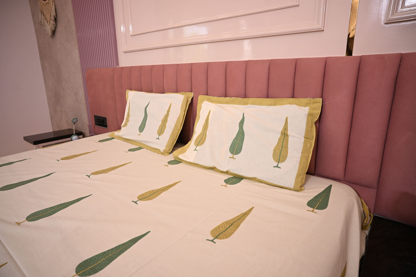 BLOCK BIRD HANDLOOK DOUBLE LARGE BEDSHEETS