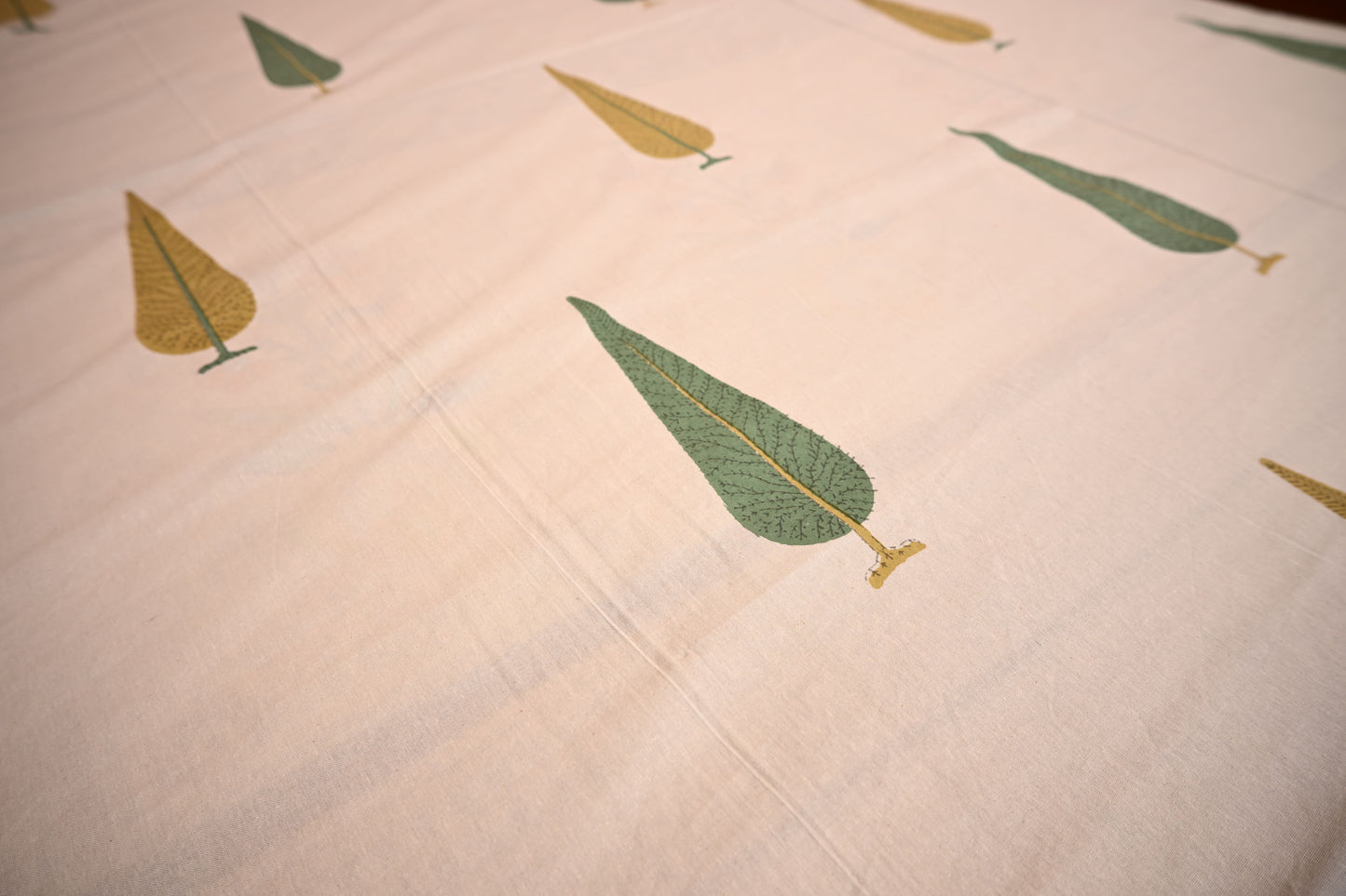 BLOCK BIRD HANDLOOK DOUBLE LARGE BEDSHEETS