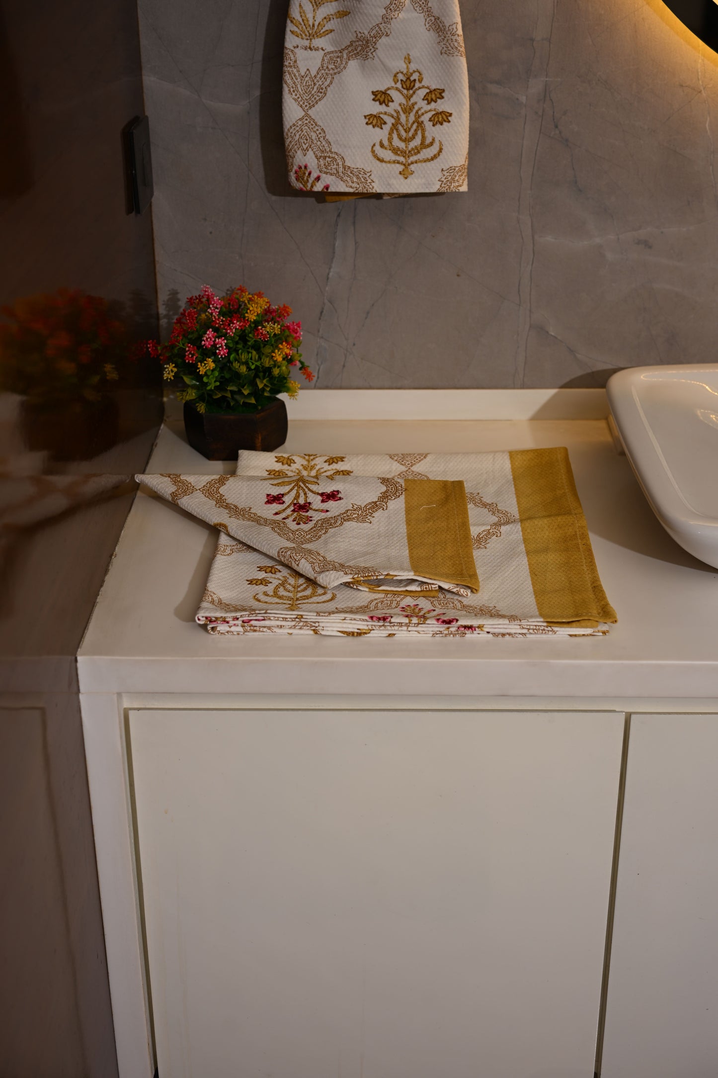 Handlook Towel Set (1+2)