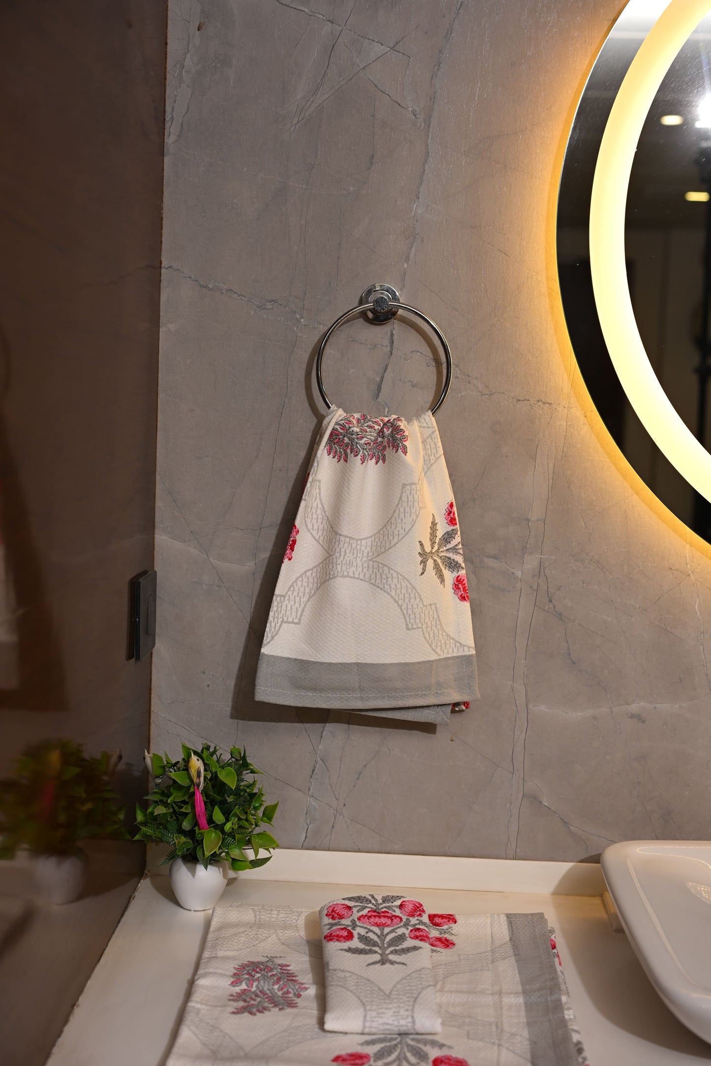 Handlook Towel Set (1+2)